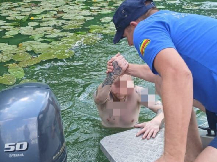 Ростовчанин решил переплыть водоем в Шолоховском районе и едва не утонул