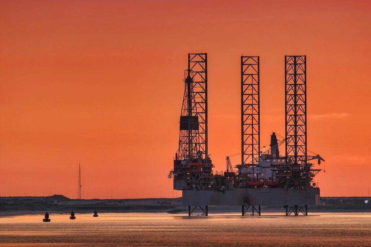 Загрязнённая нефть из Азербайджана вызвала кризис на нефтяном рынке Румынии и Чехии