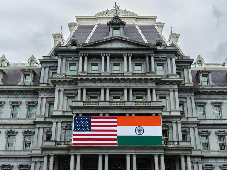 Reuters: крупнейший импортер Индии приобрел у США нефть на фоне угроз Трампа