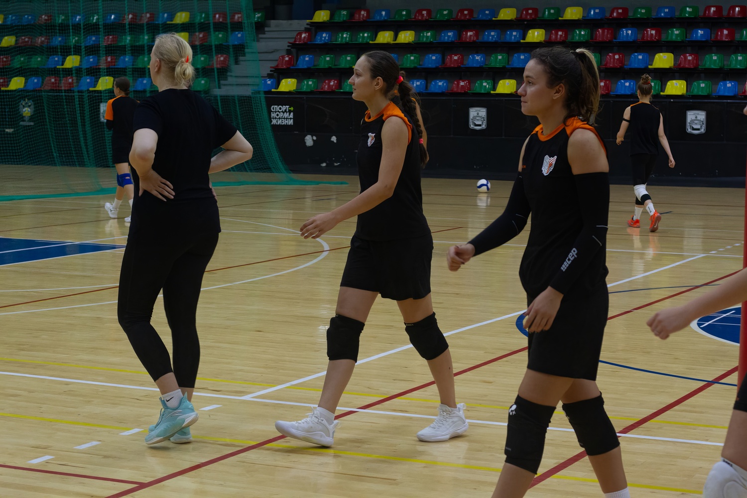 Смотрим за тренировкой «Амурских тигриц» в Хабаровске