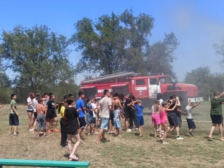 В Калмыкии для детей в летних лагерях продолжаются дни безопасности