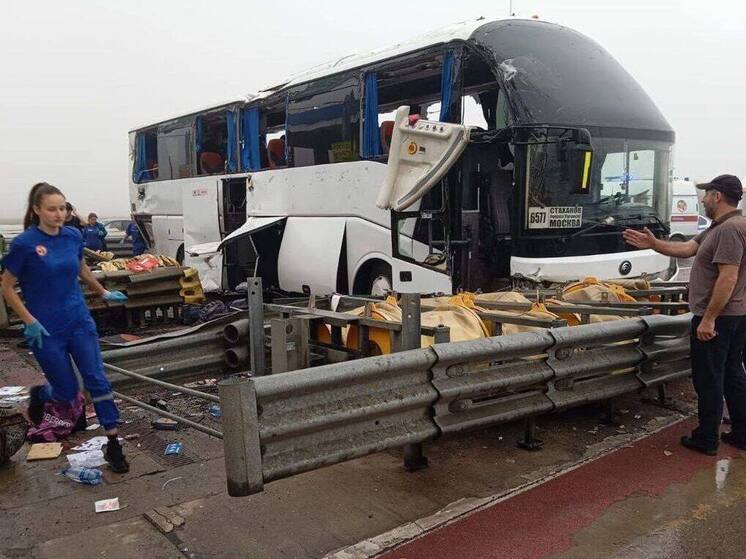 Пасечник: На трассе М-4 произошла авария с участием пассажирского автобуса Стаханов-Москва