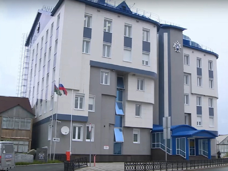 Следователи в Салехарде помогли женщине с мужем-инвалидом получить жилье