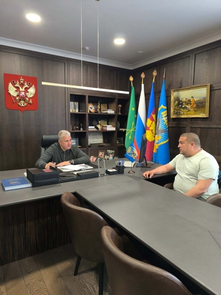 От помощи бойцам СВО до приема граждан: итоги работы депутата ЗСК Батырбия Панеша