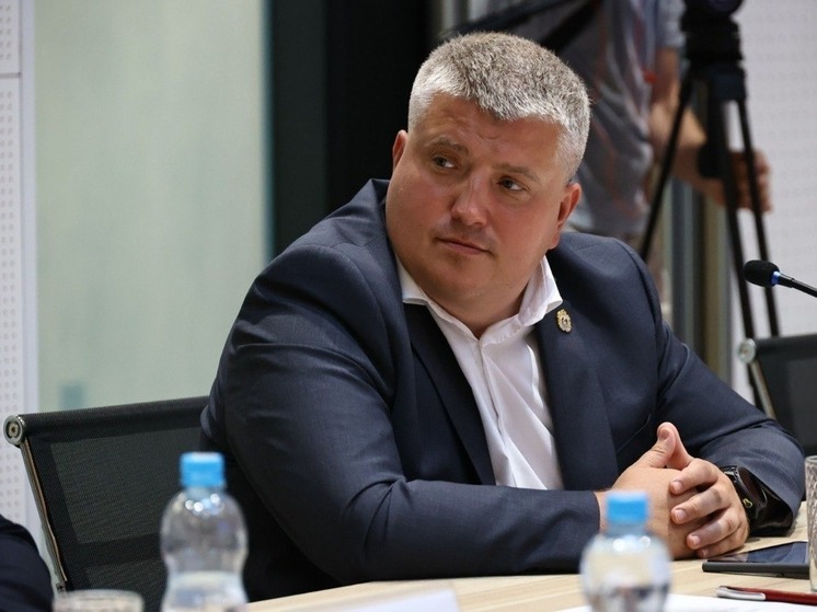 Врио губернатора Новгородской области Александр Дронов дал старт новому проекту «Лидеры перемен. Формирование управленческой команды Новгородской области». Об этом сообщили в пресс-службе правительства Новгородской области.