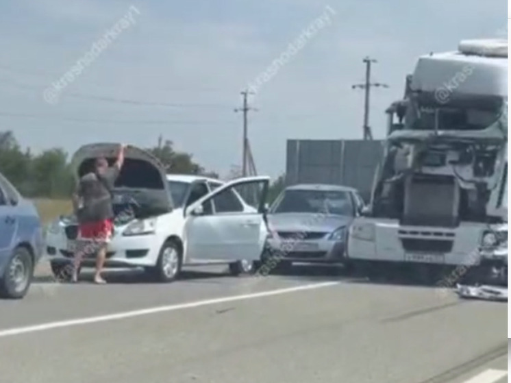 В Белореченском районе произошло массовое ДТП