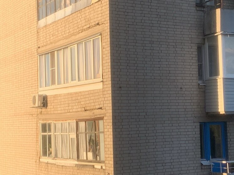 Стало известно о состоянии малышки, сорвавшейся из окна на Переверткина в Воронеже