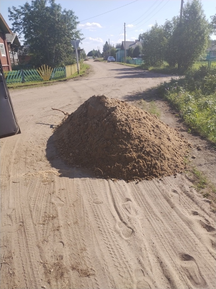 Закончились дорожные работы в селе Сура