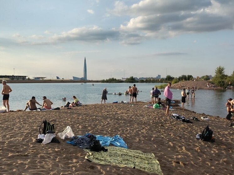 Роспотребнадзор запретил купаться в Петербурге и Ленобласти