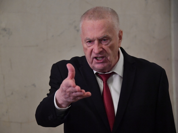 На Украине начался суд над покойным Жириновским