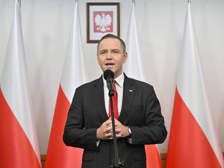 SZ: Президент Польши Навроцкий принципиален в диалоге с Германией, ЕС и Украиной