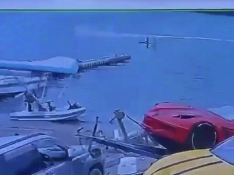 Пострадавшую после наезда гидроцикла  хотят отправить санавиацией во Владивосток