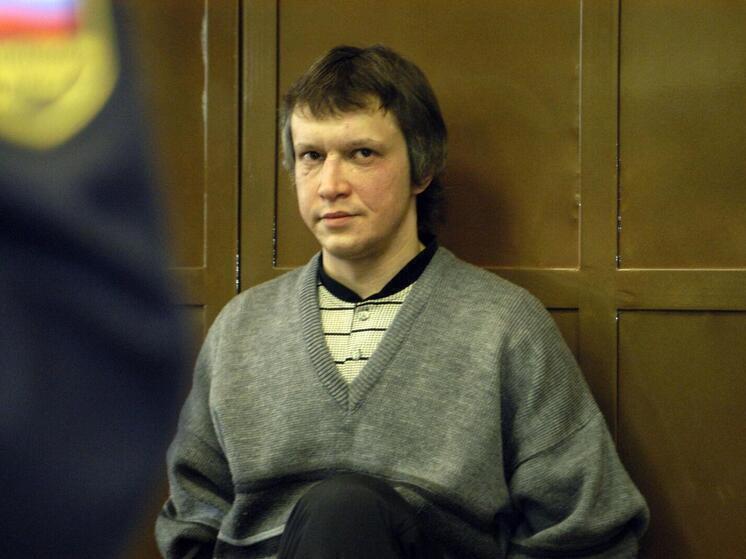 Битцевский маньяк Пичушкин решил оспорить отказ в переводе в ИК ближе к Москве