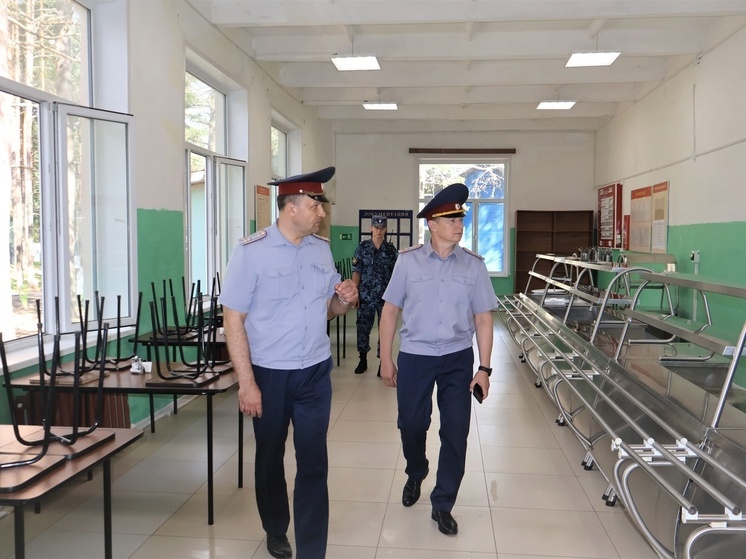 Руководство УФСИН оценило быт и подготовку первокурсников в Пскове