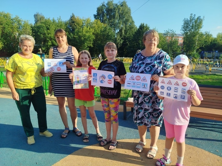 В Серпухове отметили День светофора