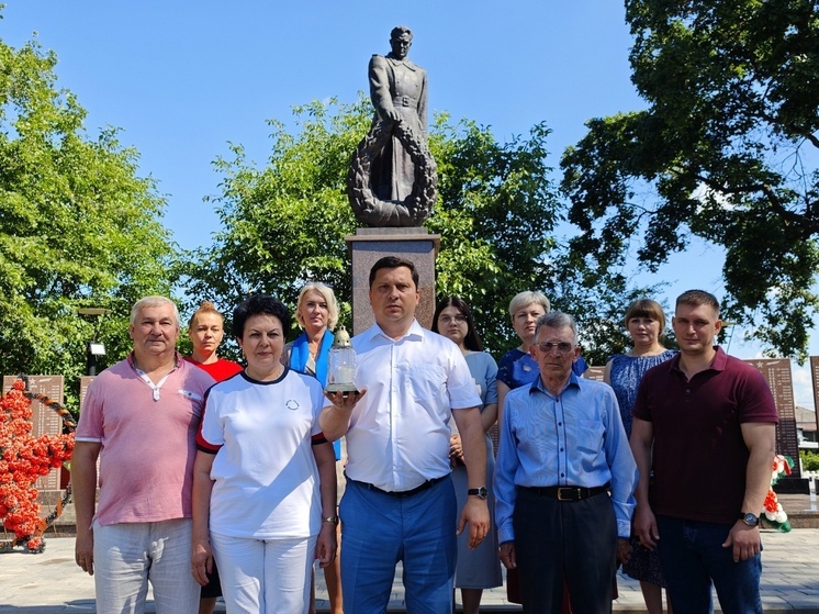 В Корочанский район привезли частицу Вечного огня из московского Парка Победы