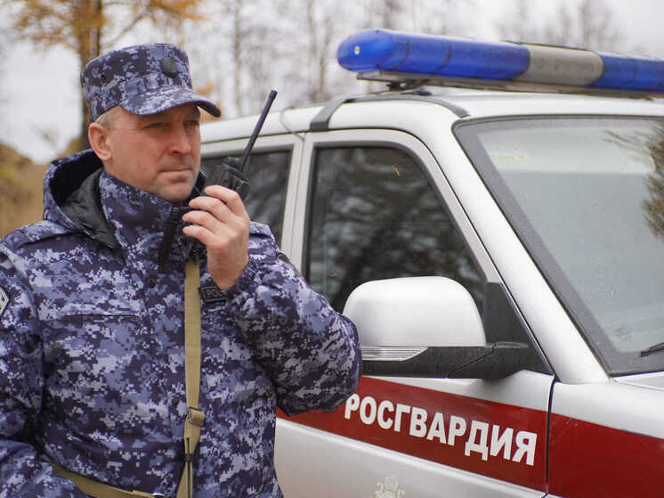 Бдительные росгвардейцы спасли от огня автомобиль жителя Нарьян-Мара