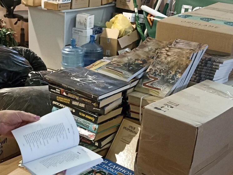 В Кирове собрали книги для Весёловского округа