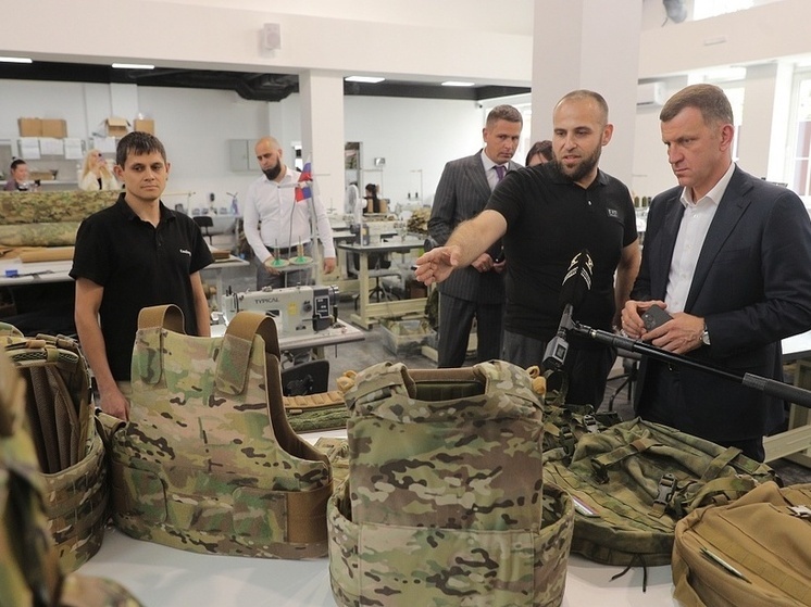 Глава Краснодара посетил предприятие по производству снаряжения и бронезащиты