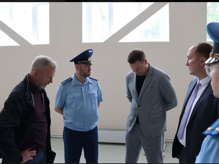 В Угличе прокурор области провел проверку строительства школы