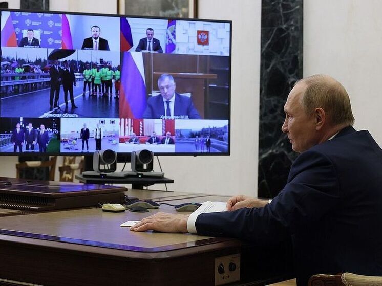 Путин по видеосвязи открыл детсад в Копейске и зоопарк в Перми