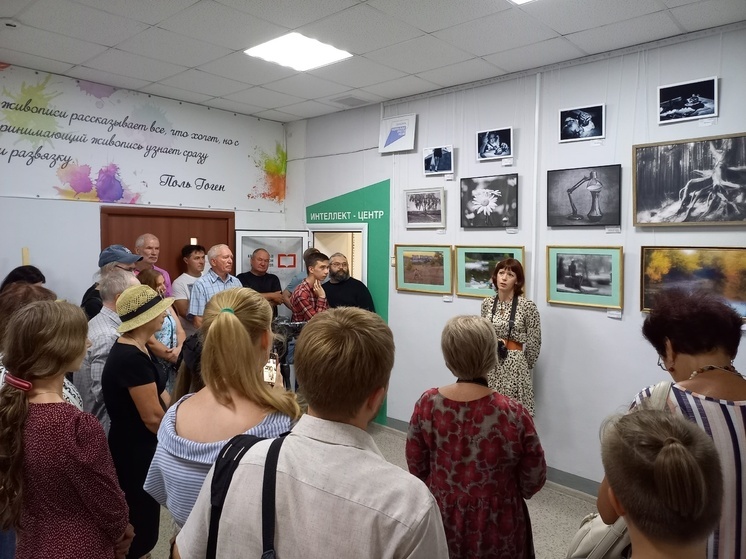 Тамбовские художники и декораторы представили свои работы на выставке «Солнце взойдёт!»