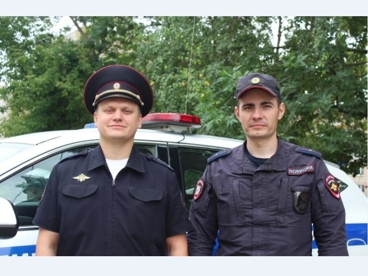В Прикамье госавтоинспекторы помогли женщине, которой стало плохо за рулем
