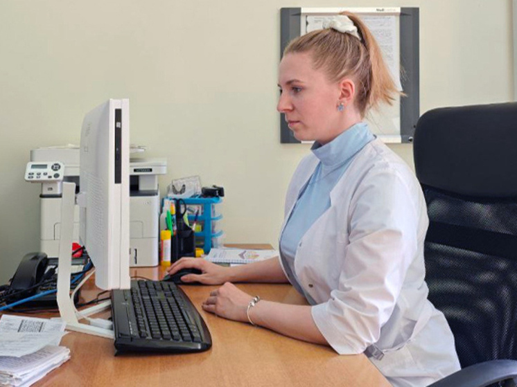 Семь врачей получили в этом году выплаты по программе "Земский доктор" на Чукотке