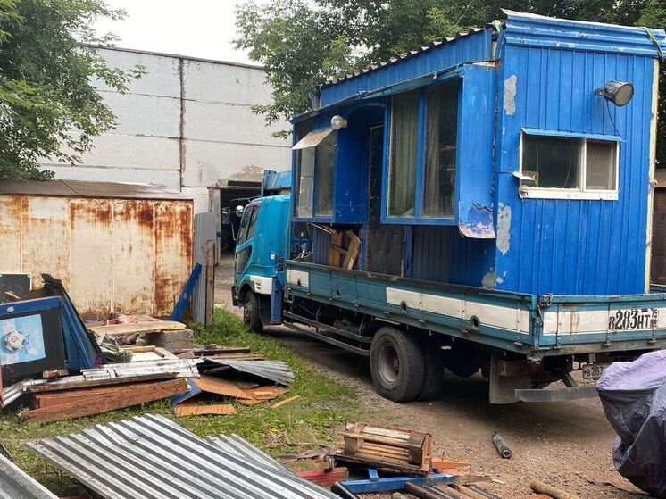 Свыше 500 нестационарных объектов снесли в Новосибирске с начала года