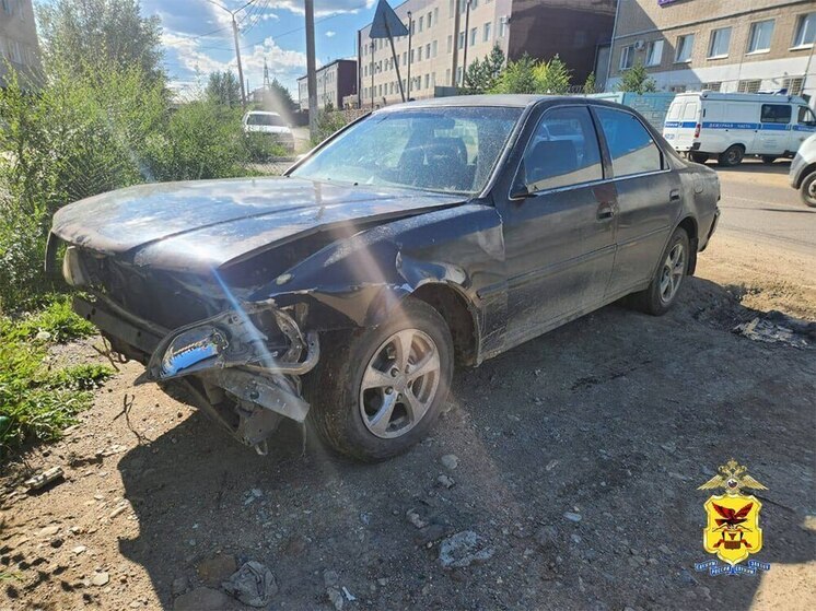 Мужчина угнал автомобиль у своего знакомого и попал на нем в ДТП в Забайкалье