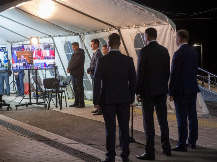 Новый объект уже оценили местные жители
Владимир Путин в формате видеоконференции принял участие в церемонии открытия ряда объектов строительной отрасли по всей стране