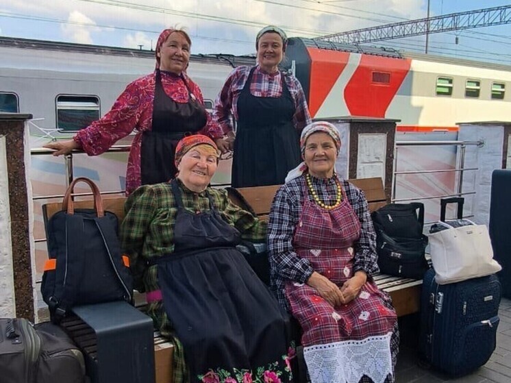 «Бурановские бабушки» едут в Архангельск отмечать День строителя