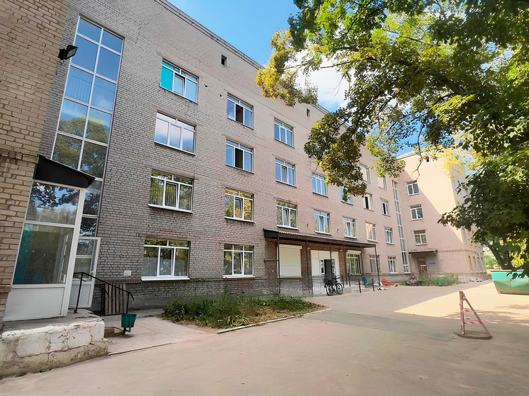 В Мариуполе завершается восстановление кожно-венерологического диспансера при больнице скорой медпомощи