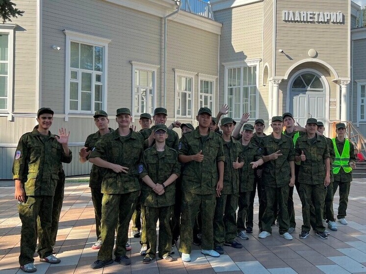 Юнармейцы из регионов ПФО познакомились с космосом в уникальном пензенском планетарии