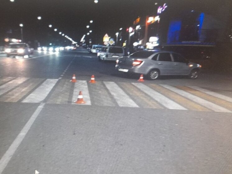 В Новороссийске под колёсами отечественной легковушки пострадала несовершеннолетняя