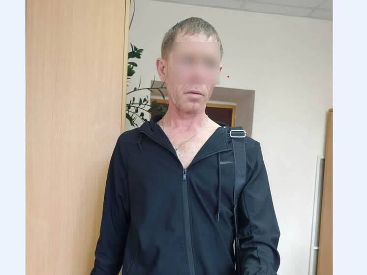 Возвращавшуюся из ночного клуба йошкаролинку ограбили в родном подъезде