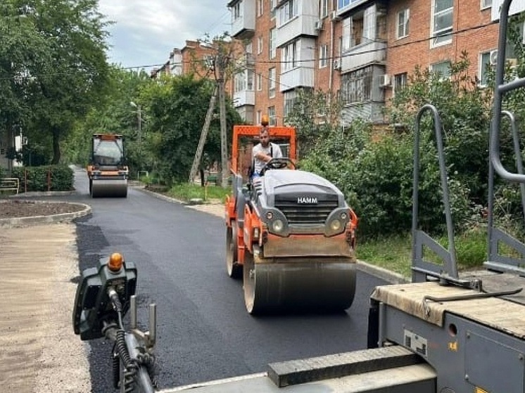 В Центральном округе отремонтировано семь внутриквартальных территорий