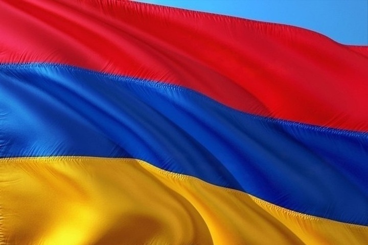 Аналитик Солонников: подписание меморандума между Пашиняном и Азербайджаном будет расценено в Армении как измена