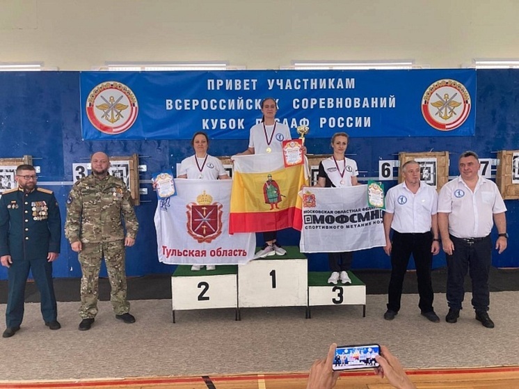 Тулячка Анна Маркова получила серебро на Кубке ДОСААФ России по ножеметанию
