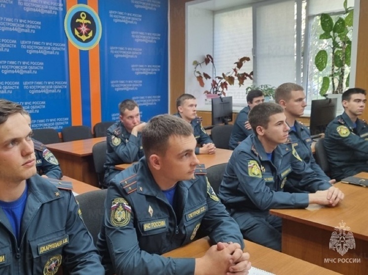 Ряды костромских спасателей пополнили 9 молодых специалистов