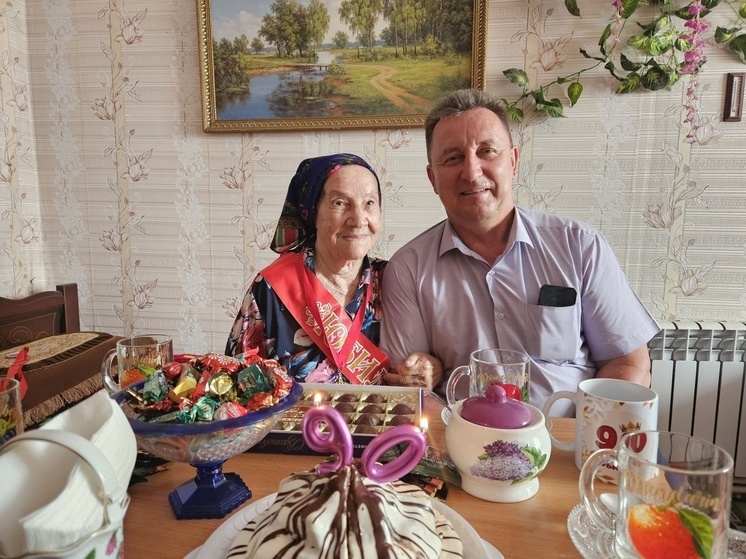 В калужском селе Сорокино отпраздновали день рождения долгожителя