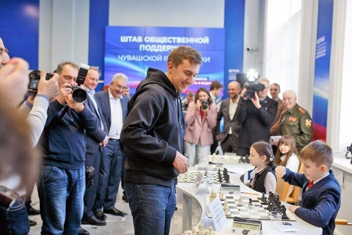 Карякин назвал Чебоксары шахматной столицей России