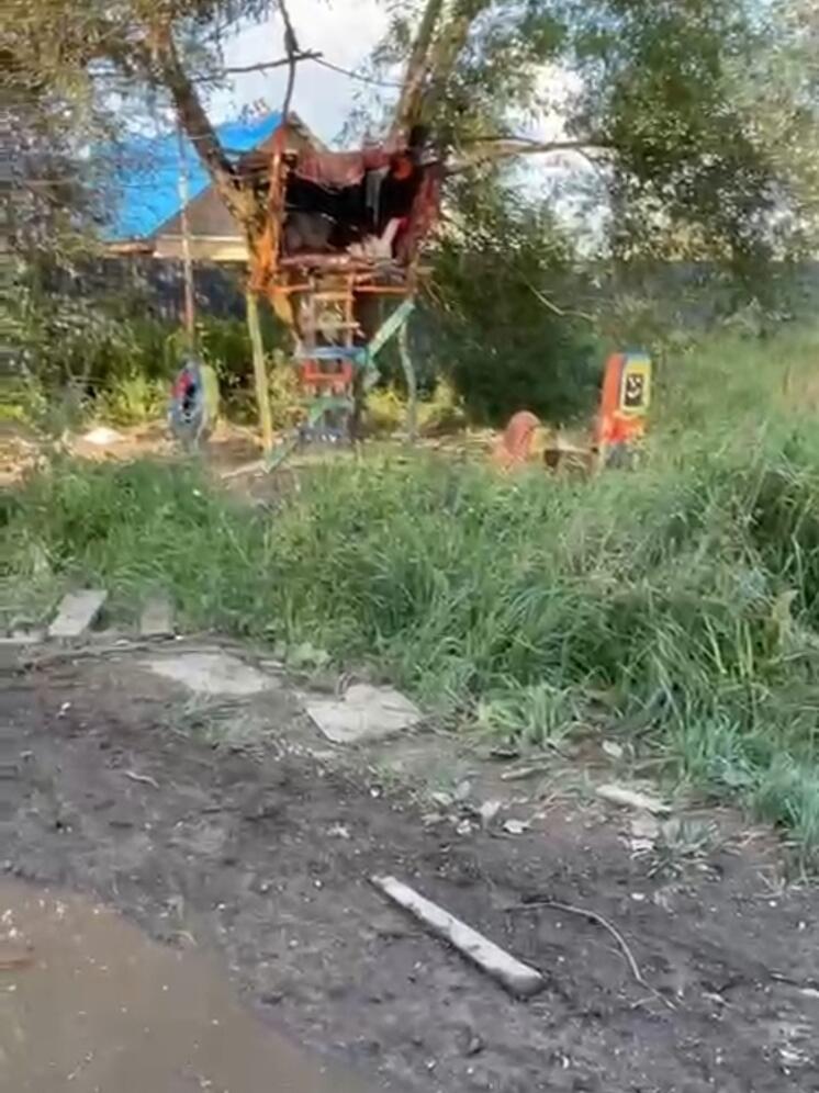 В калужской деревне Плетенёвка место отдыха детей стало проблемой для взрослых