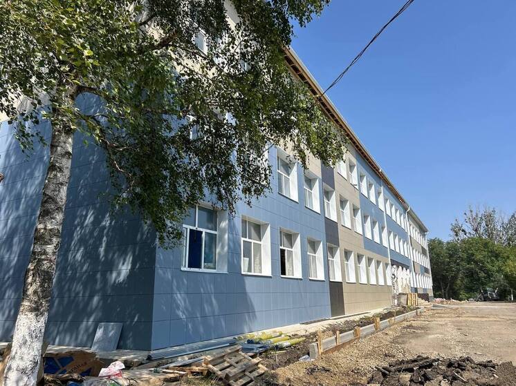 Министр образования Ставрополья проверила ход капремонта школы в селе Татарка