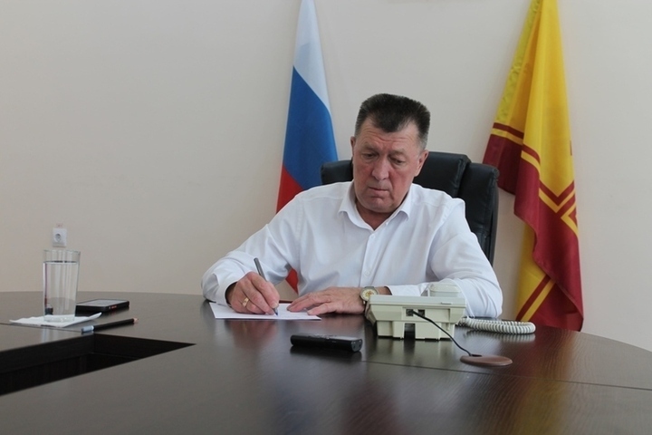 Руководители районных управ Чебоксар проводят «прямые линии»