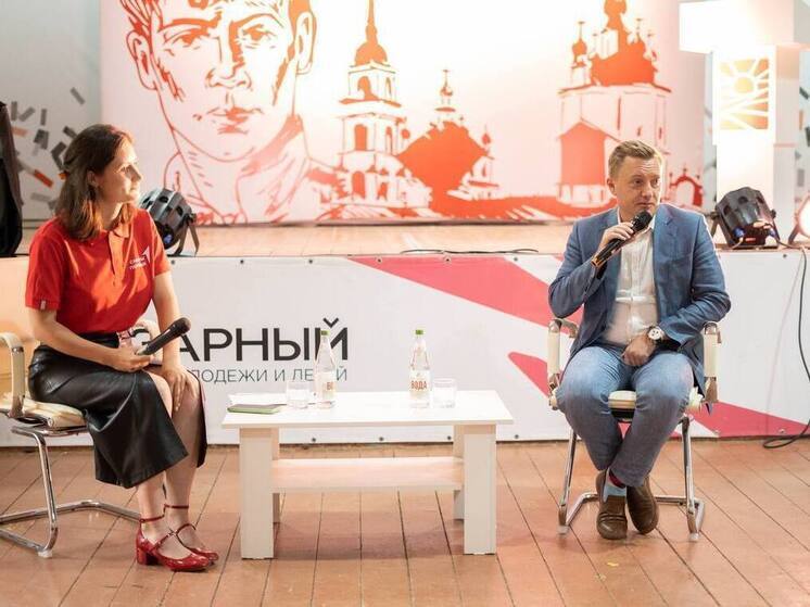 Денис Боков встретился с активистами рязанского лагеря «Пламенный»