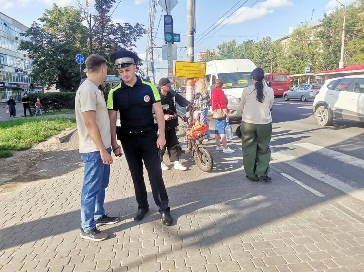 Сотрудники ГИБДД Тулы провели рейд в отношении курьеров