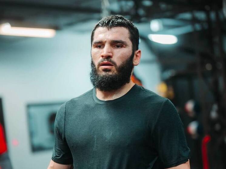 Поклонники бокса ждали третий поединок осенью. 