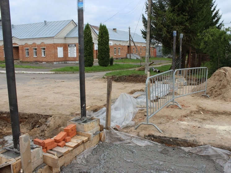 Благоустройство проходит на Козицынском кладбище в Вологде
