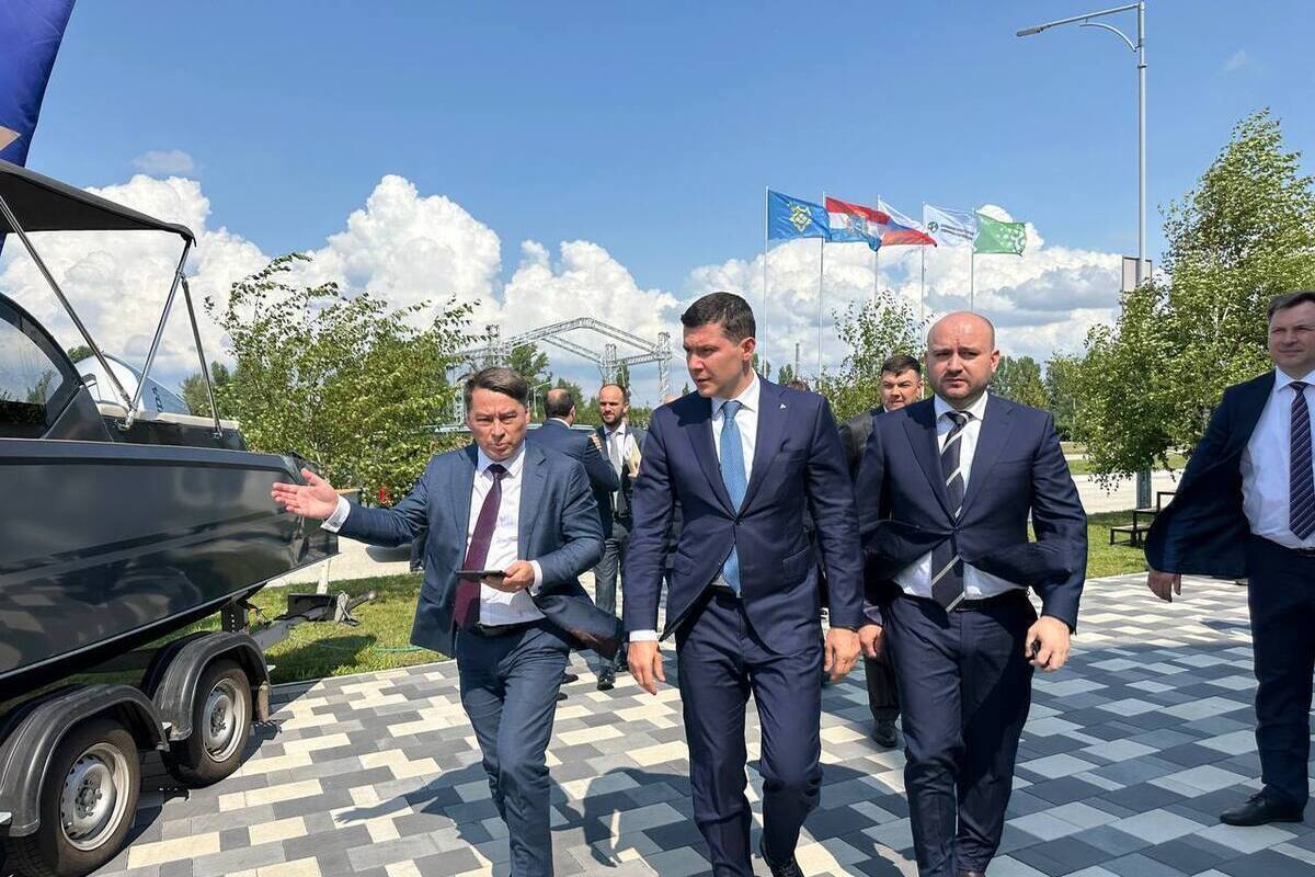 В Самарскую область 8 августа приехал министр промышленности РФ Антон Алиханов